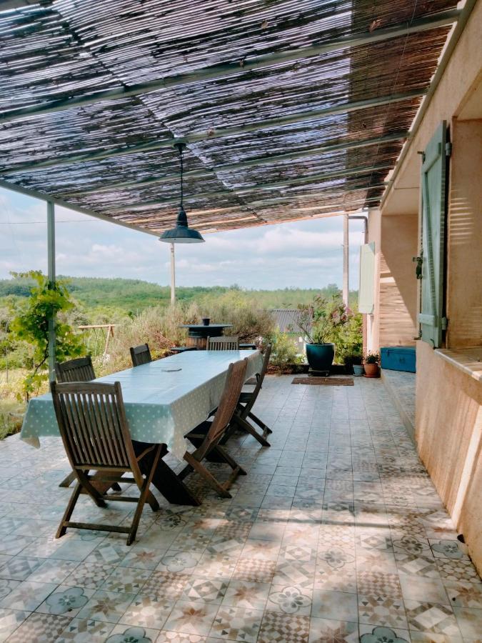 Chambre Familiale Anna "Mon Lit Au Pre" , Jusqu'A 4 Adultes Et 2 Enfants Avec Piscine Familles, Couples Ou Femmes Seulement Pontours Exterior foto